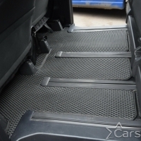 Коврики текстильные на Toyota Noah-Voxy II пр.руль (2007-2015) 2 ряд - без прохода