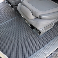 Автомобильные коврики EVA на Dodge Grand Caravan V (2007-2020) 2 ряд: кресла 2+1 без прохода
